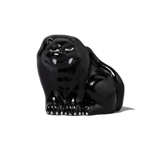 TANKA 座り黒とら