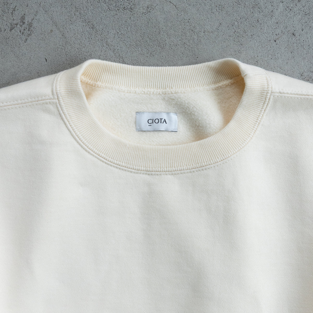 Crewneck Sweat Shirt(IVORY) (Brushed Lining)