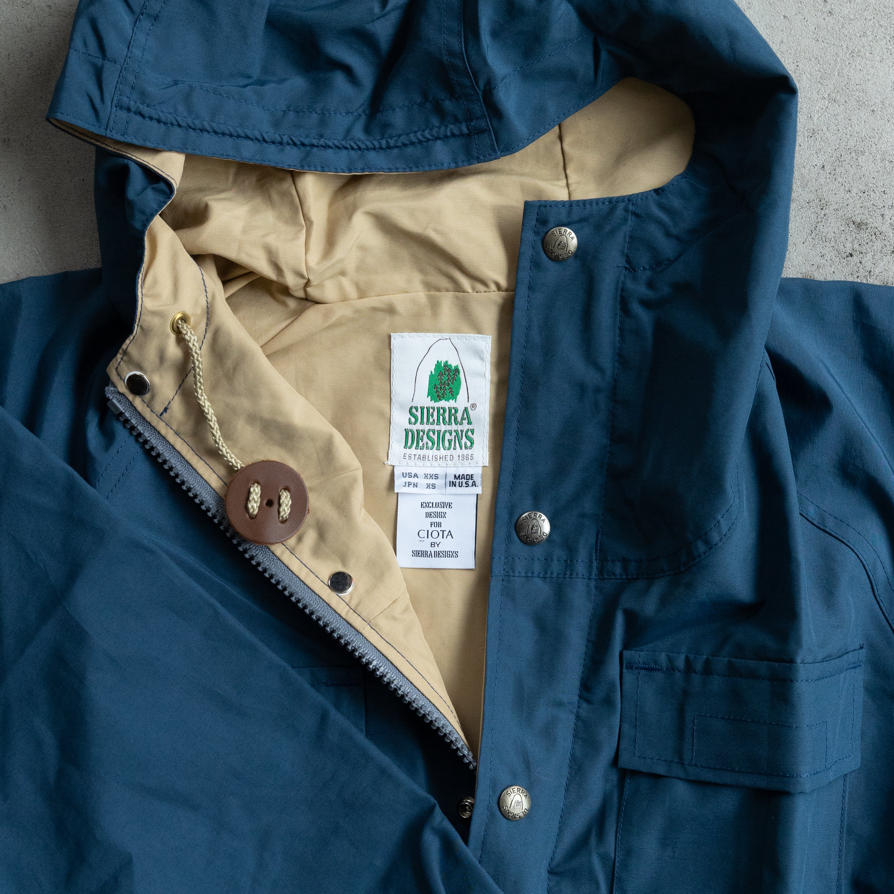 CIOTA×SIERRA DESIGNS MOUNTAIN PARKA(BLUE) – PASS THE BATON ONLINE SHOP