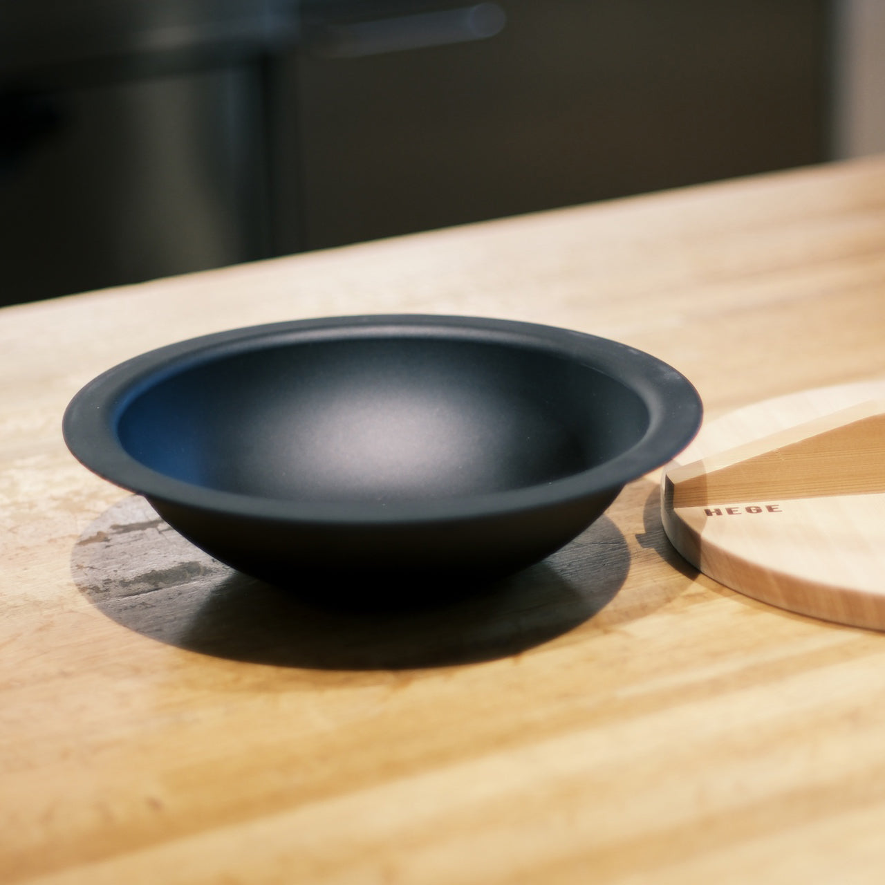 HEGE 250直火鍋(ブラック）