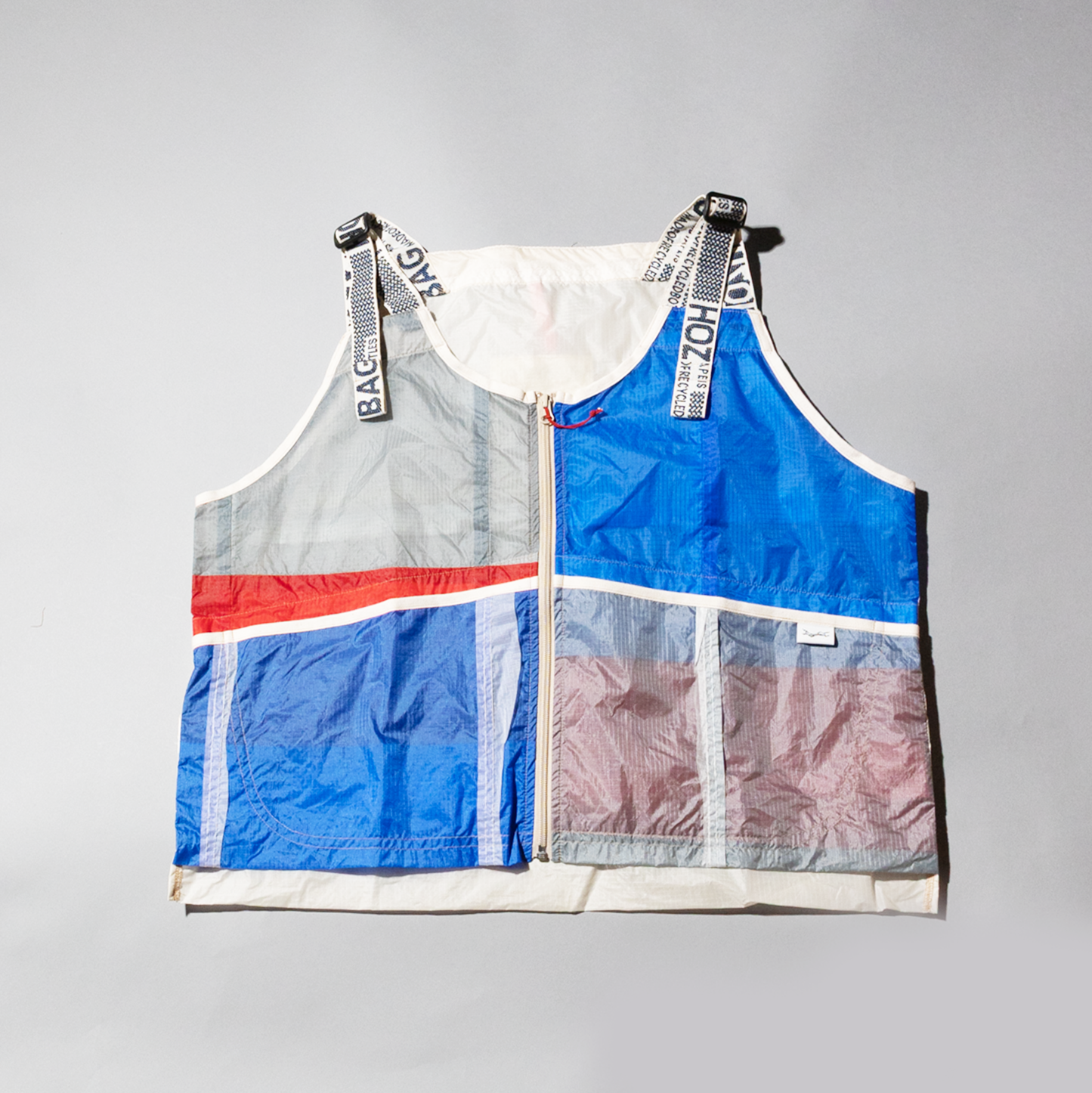 MARKET VEST_14