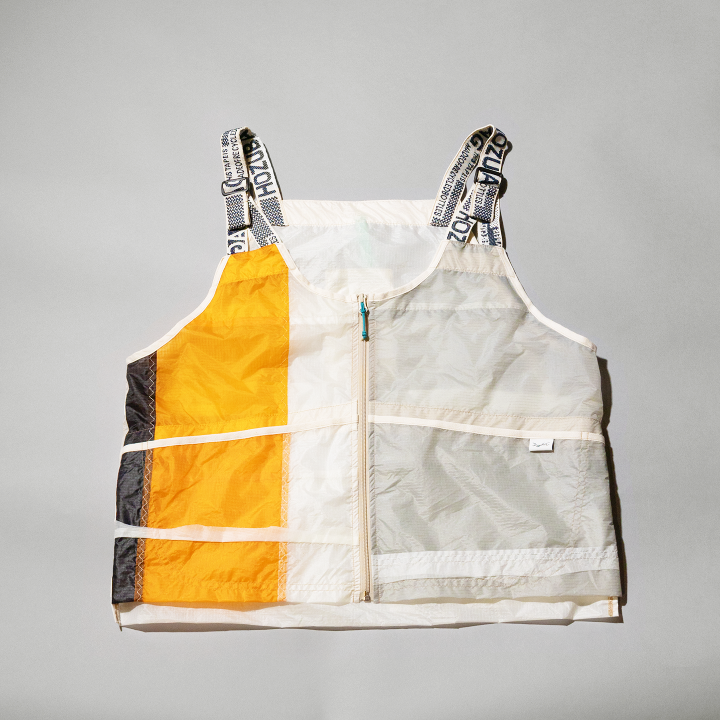 MARKET VEST_3