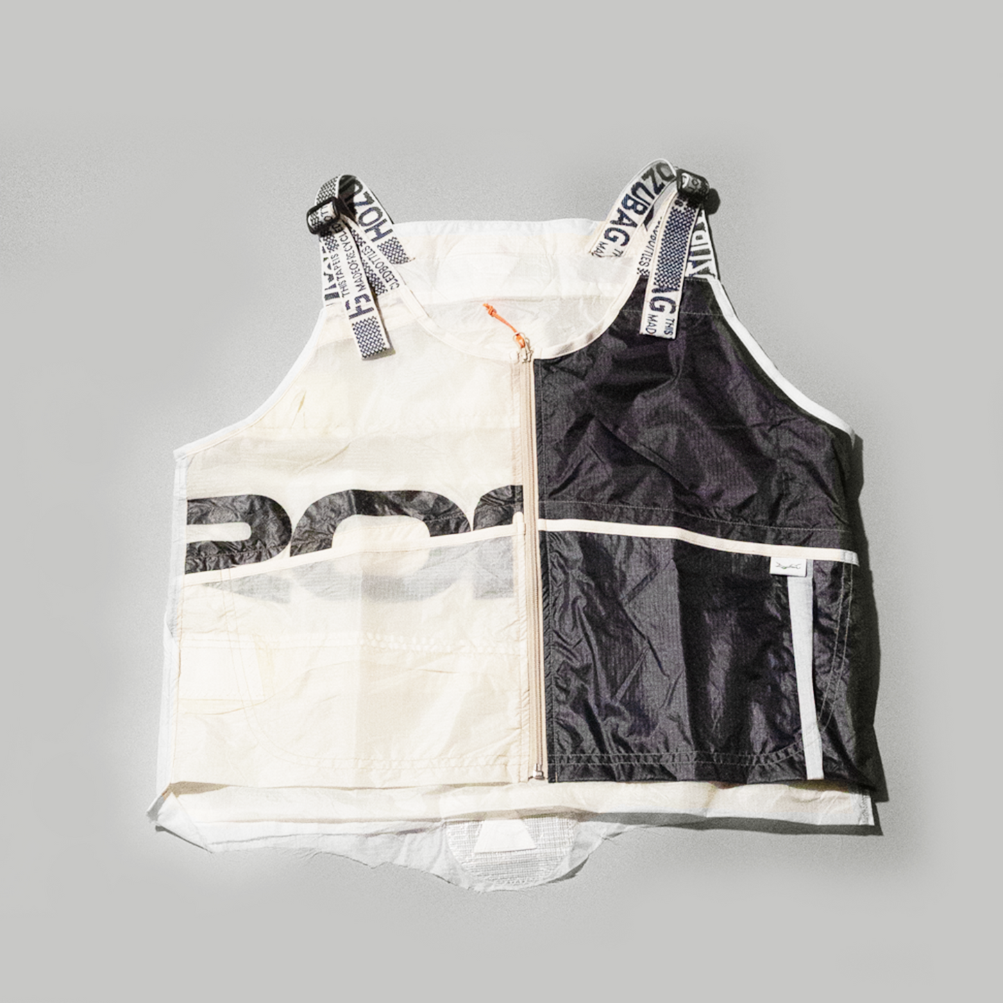 MARKET VEST_8