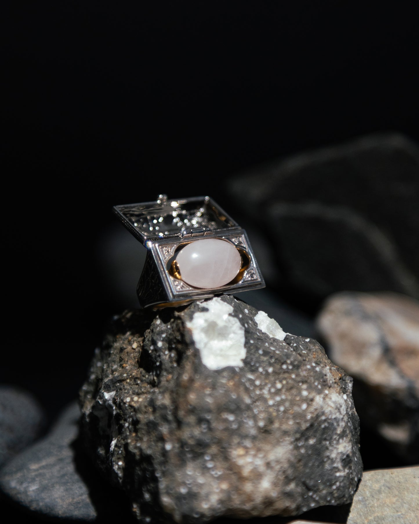 【限定復刻版】Treasure box ring ローズクォーツ