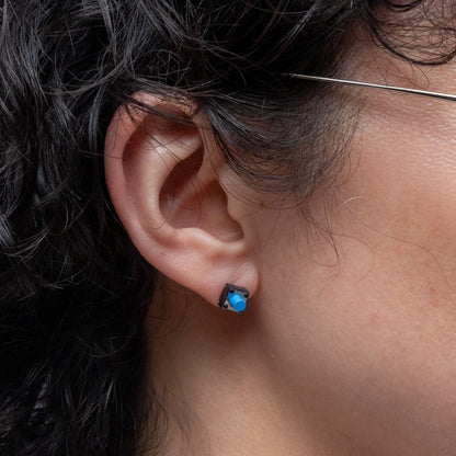 スイッチピアス/LIGHT BLUE