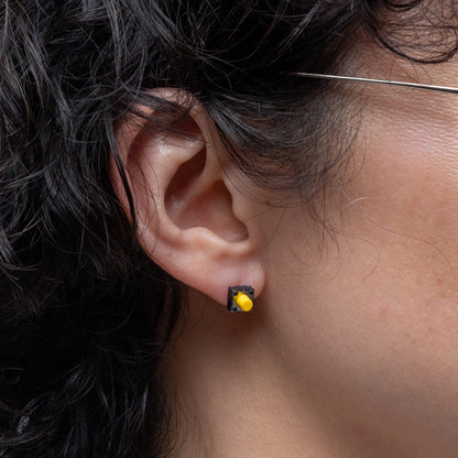 スイッチピアス/YELLOW