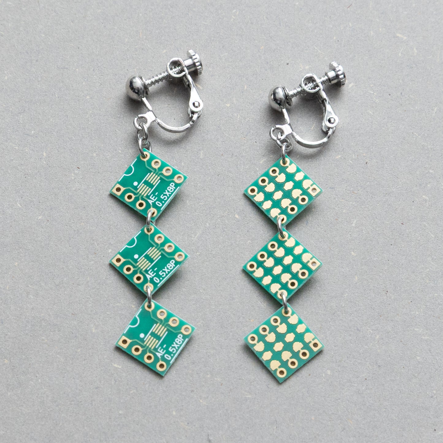 3連基板イヤリング/GREEN