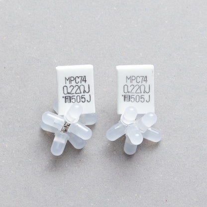 電子部品の花瓶ピアス/WHITE/WHITE