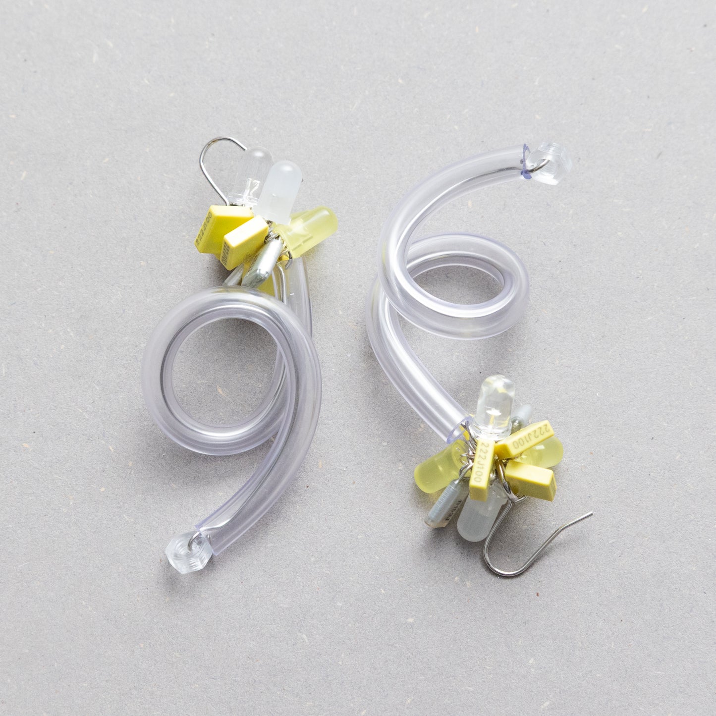 電子部品の一輪お花ピアス/YELLOW/CL/SILVER