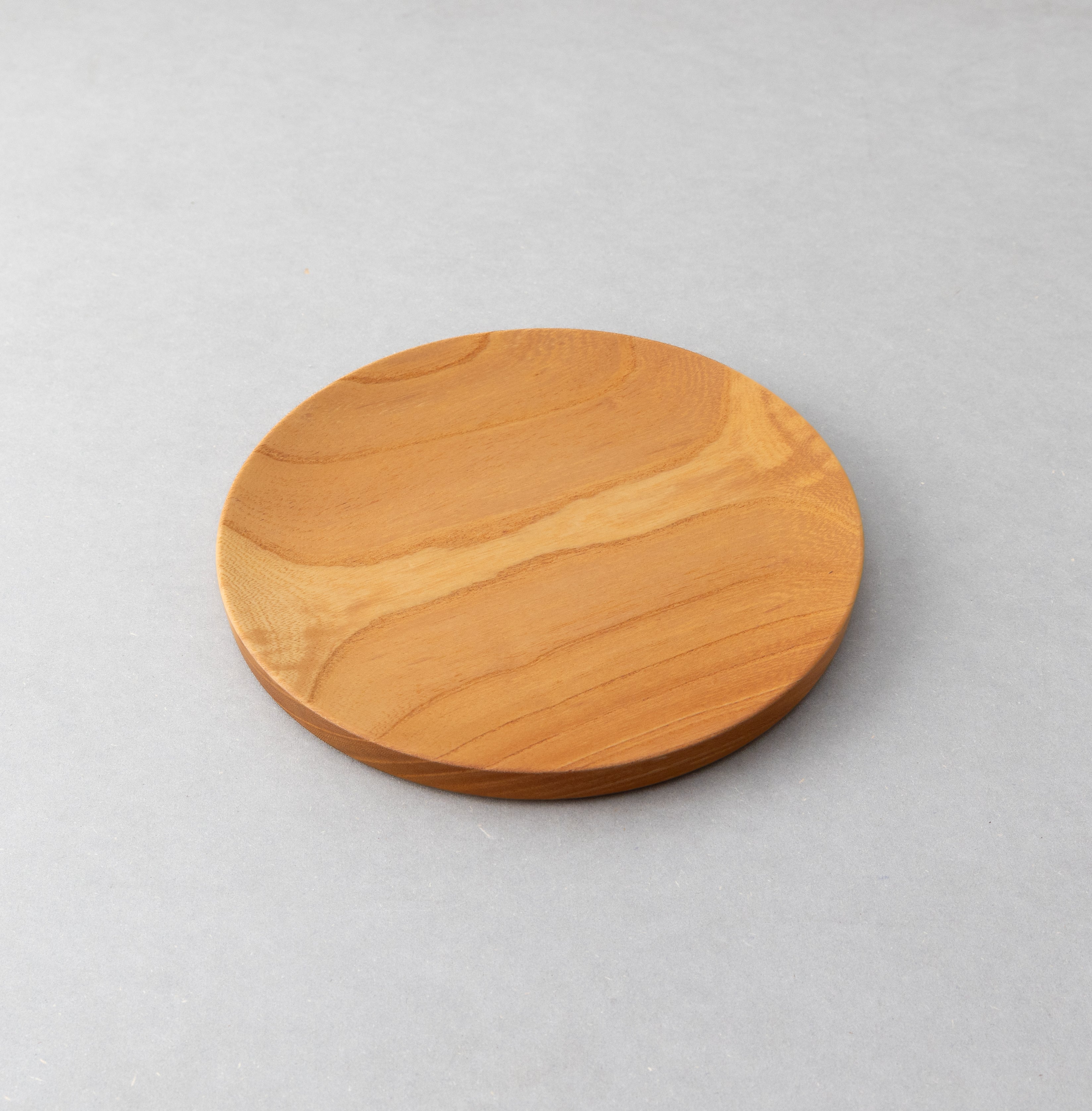 PASS THE BATON ONLINE SHOP